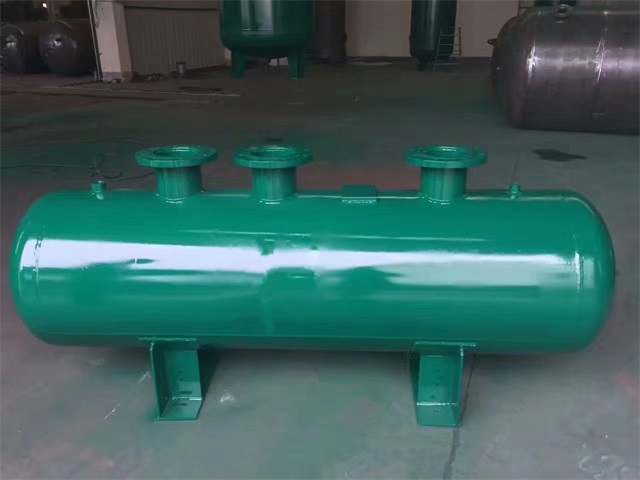 1679991473376569.jpeg 新城新城新城蒸汽分气缸1.jpeg